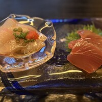 鮨 四 - お造り
                    すずき、かつお