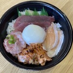 魚丼 - 料理写真:魚雷丼