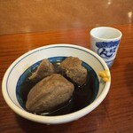 野毛おでん - つみれ｡大きいのが2個｡ミッチリだけれど､〝ほどける〟