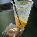 ｆｅｔｒ - シトラスハーブソーダとココアナッツクッキー