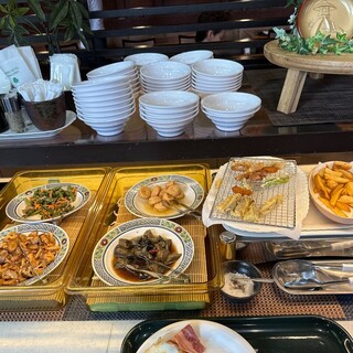 カフェ&ダイニング エーデル_1