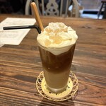 うめだ商店 - わらび餅入り黒糖オレ