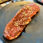 308403910 - 牛サガリステーキ