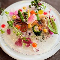 グランマーレ - 宮古島の海 & 山の幸サラダ仕立て　色彩の洪水、美しい〜♡