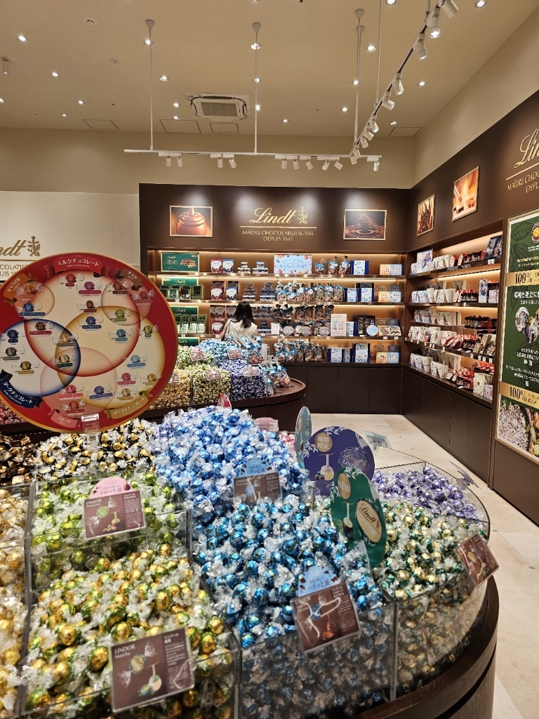 写真 : リンツ ショコラ ブティック みなとみらいコレットマーレ店