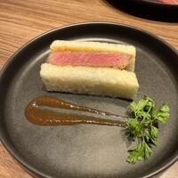 焼肉うしごろ 新宿三丁目店 - 