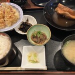 海鮮問屋 村上水産 鮮魚部 - 