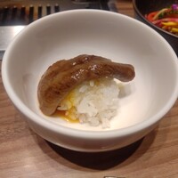 焼肉うしごろ 新宿三丁目店 - 