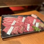 炭火焼肉　仁 - 