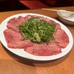 炭火焼肉　仁 - 