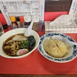 空海 - Bセット　手打ちラーメン、半チャーハン（1000円）