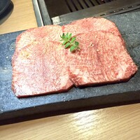 焼肉 黒田 - 