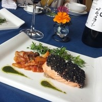 レストラン鳥居平 - サーモンの黒ごまロースト