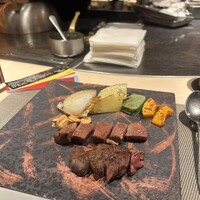 大阪鉄板焼き 神戸牛 TATARA - 