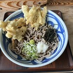 八文字そば - 料理写真:ごぼ天そば/冷