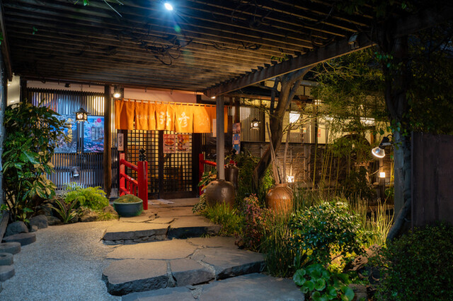 640x640_rect_b08ffc62617d4e3ca