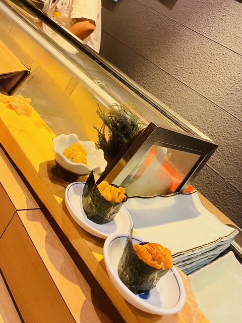 すしまる3ページ すし処 鮨丸 新宿三丁目（新宿/寿司屋） - 楽天ぐるなび