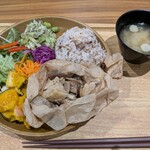 鳥〇食堂×タニタカフェ - 