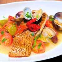 今夜だけの鮮魚アクアパッツァ 潮の香りと共に