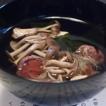 柚木元 - シメジの吸い物