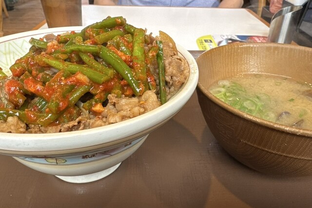 Sukiya Takatsuki Shimotabe Ten