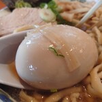 ケンチャンラーメン - 煮卵クン