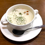 ビーハイブ - 『コンビネーションB』・『和牛ヘレカツセット』の「ポタージュ」