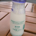 フラノマルシェ - ふらのミルク 低温殺菌ノンホモ 195円 180ml