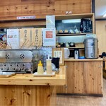 饂飩 こむぎや - 店内の雰囲気