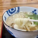 饂飩 こむぎや - 麺は微細めかな