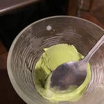 炭火焼肉 ホルモン にく式 - 抹茶アイス