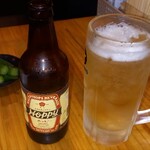 浅草薬酒バー - ホッピー赤