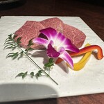 黒毛和牛焼肉 虎斑 - 