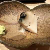 鮨 龍次郎 - 蒸し黒鮑