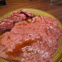 士士 - 