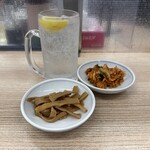 ぎょうざの満洲 - 料理写真: