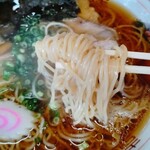 田島ラーメン - 麺リフト