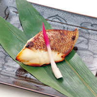 本日の鮮魚の焼物