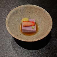 日本料理 八千代 - 紫芋の胡麻豆腐