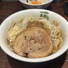ラーメン 雷 東京本丸店