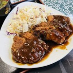 ひろし食堂 - すっげえ濃厚ソースを纏ってるぜい