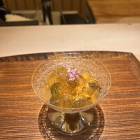 室町 唯 - 