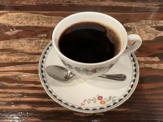 Miyakoshiya Coffee Ho-Ru Sutea-Zu Kafe Yuraku Biru Ten
