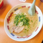 18ラーメン - ラーメン　¥320-