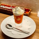 麹町ビストロ 階段の途中 - 