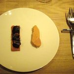 カラペティ・バトゥバ - 冷製フォアグラのコンフィ　赤いタルトを添えて