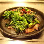 Vin樹亭 - 菜の花ﾍﾞｰｺﾝ、春の気配を感じる一品