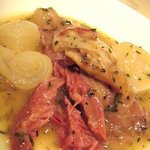 カラペティ・バトゥバ - 仔牛スネ肉の煮込み（断面）