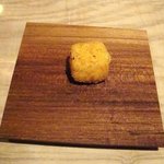 カラペティ・バトゥバ - 突き出しの1口コロッケ