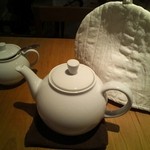 お茶とお菓子まやんち - 紅茶はポットで